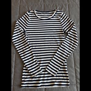 J Crew Perfect Fit Long Sleeve Crew T-Shirt - Size S